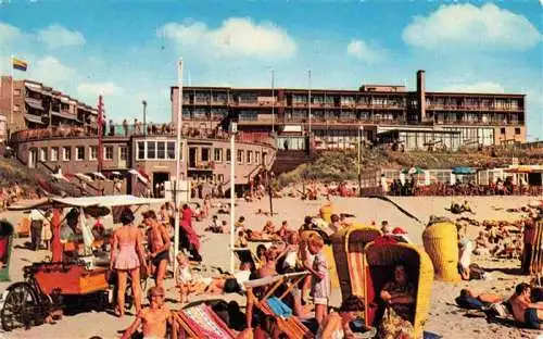 AK / Ansichtskarte 73982324 ZANDVOORT-AAN-ZEE_Noord_Holland_NL Strandgezicht met hotel Bouwes