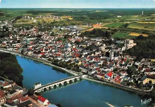 AK / Ansichtskarte  Montrichard_41_Loir-et-Cher Vue aérienne Le Cher Le Pont avec la Maison du Passeur Eglise Sainte Croix