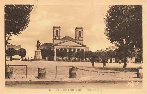 AK / Ansichtskarte  LA_ROCHE-SUR-YON_85_Vendee Place d'Armes Monument