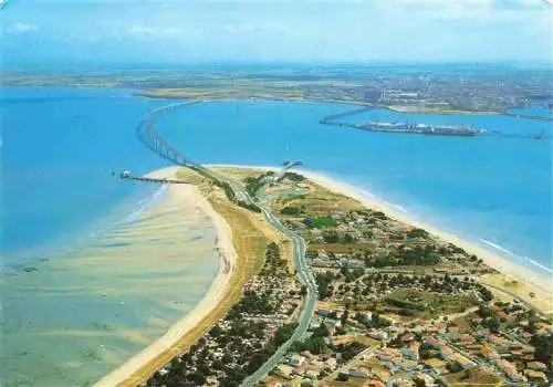 AK / Ansichtskarte  Ile-de-Re Pont de l'Ile de Re Vue aerienne