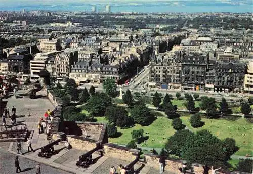 AK / Ansichtskarte 73985341 EDINBURGH__SCOTLAND_UK and the Firth of Forth from the Castle remparts