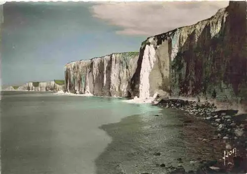 AK / Ansichtskarte  DIEPPE_76_Seine-Maritime Les Falaises prises de la Jetée Est