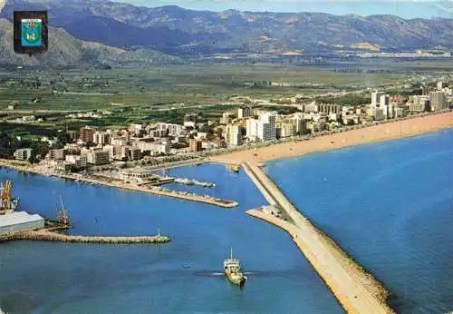 AK / Ansichtskarte 73986762 Gandia_ES Puerto y playa Fliegeraufnahme