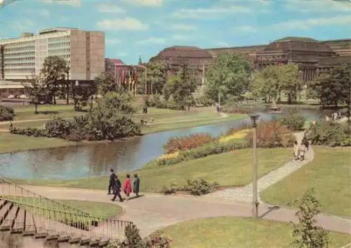 AK / Ansichtskarte 73987329 LEIPZIG Messestadt Blick zum Schwanenteich Hotel Stadt Leipzig Hauptbahnhof