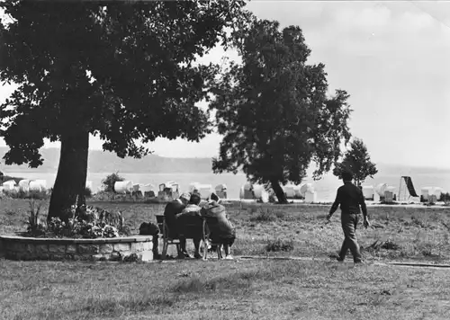 AK, Klink Kr. Waren Müritz, FDGB-Urlauberdorf, Partie am Strand, 1973