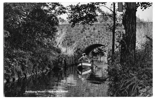 AK, Feldberg Meckl., Seerosenkanal, Ruderboot, 1967