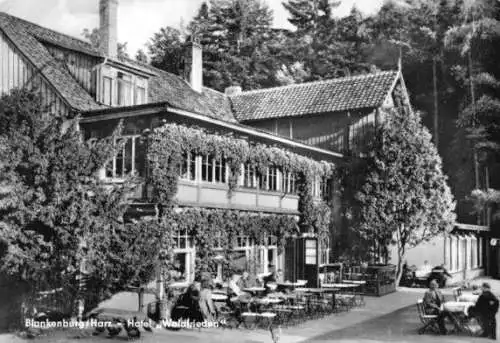 AK, Blankenburg Harz, Hotel "Waldfrieden", belebt, 1970