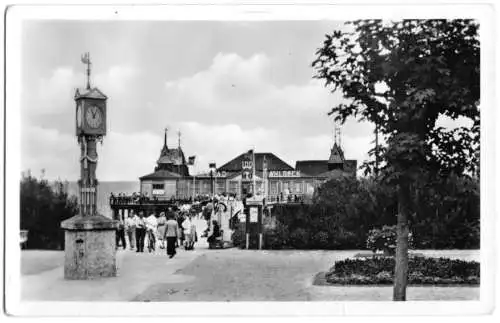 AK, Seebad Ahlbeck, Strandweg zur Seebrücke, 100 Jahre Seebad, 1955