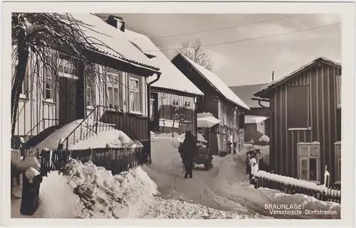 Braunlage Verschneite Dorfstraße - Pferd mit Schlitten