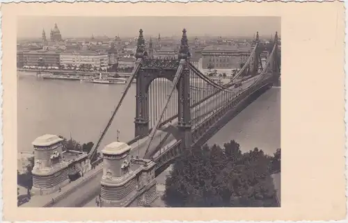 Budapest Elisabetbrücke und Stadt