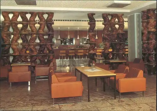 Templin FDGB-Erholungsheim "Friedrich Engels" - Foyer mit Hallenbar 1987