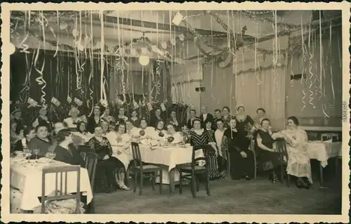  Karneval / Fastnacht / Fasching - Saal mit Gästen 1936 Privatfoto