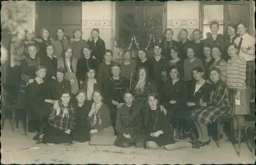 Großörner-Mansfeld Jungmädchenbund Nikolaus/Weihnachtsmann 1927 Privatfoto