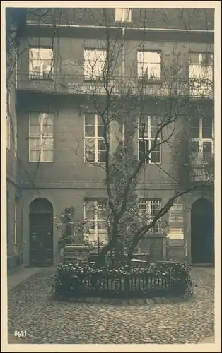 Ansichtskarte Mitte-Berlin Brüderstraße 13 Nicolaihaus Hof Schilder 1926