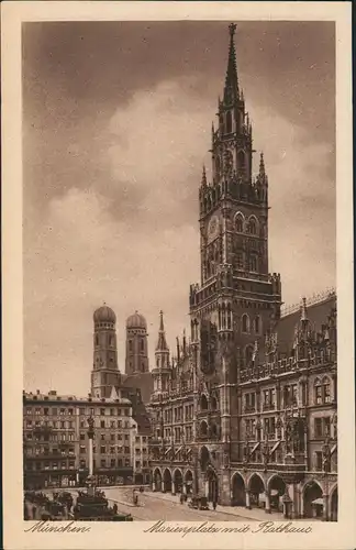 Ansichtskarte München Marienplatz & Rathaus Blick Frauenkirche 1920