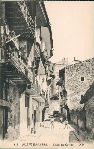 Hondarribia FLENIERRABIA Calla del Obispo Einheimische Leute 1910