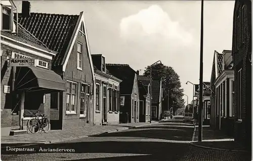 Postkaart Aarlanderveen Dorpsstraat, Aarlanderveen 1960