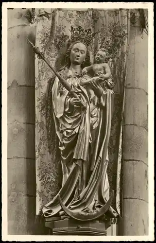 Freiburg im Breisgau Madonna auf der Mondsichel Relief im Münster 1960