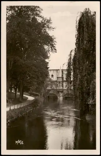 Chalons-sur-Marne Châlons-en-Champagne Les Jardins Au fond,   d'Epargne 1954