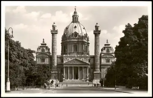 Ansichtskarte Wien Strassen Ansicht Karlskirche 1940