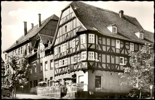 Ansichtskarte Frankenberg (Eder) Strassen Partie am Hotel Sonne 1960