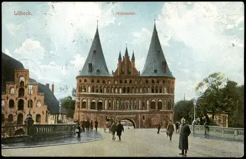 Ansichtskarte Lübeck Holstentor Partie 1910