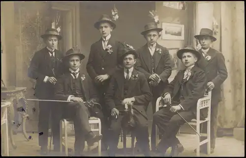 Männer Gruppenfoto Altelier-Foto Georg Schütze (Großenhain) 1910