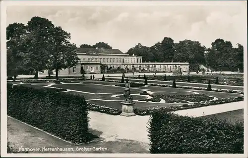 Ansichtskarte Herrenhausen-Hannover Gr. Garten 1938    Bahnpoststempel Zug 223