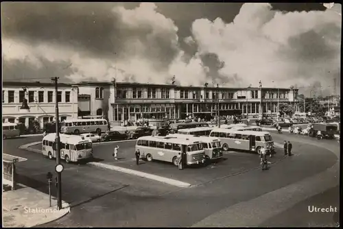 Utrecht Utrecht Stationsplein Bahnhofsplatz Bus Haltestelle 1955