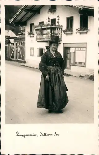 Ansichtskarte .Österreich Pinzgauerin, Zell am See Typen-Österreich 1940