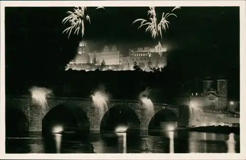 Ansichtskarte Heidelberg Heidelberger Schloss u. Brücke bei Beleuchtung 1930