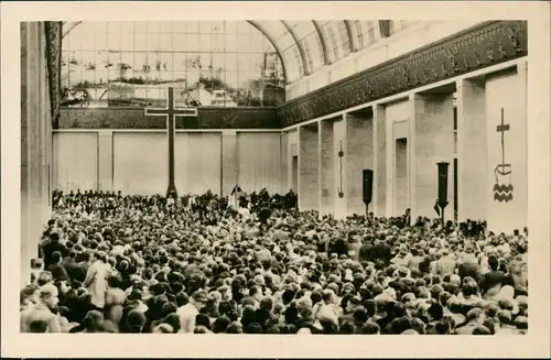 Leipzig Deutscher Ev  Kirchentag Pavillon der Sowjetunion, Innenansicht 1954