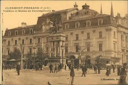 CPA Clermont-Ferrand Théâtre et Statue de Vercingétorix 1910