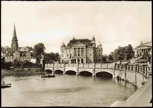 Schwerin Alter Garten mit Theater und Museum; Denkmal  Stadtbaukunst 1977