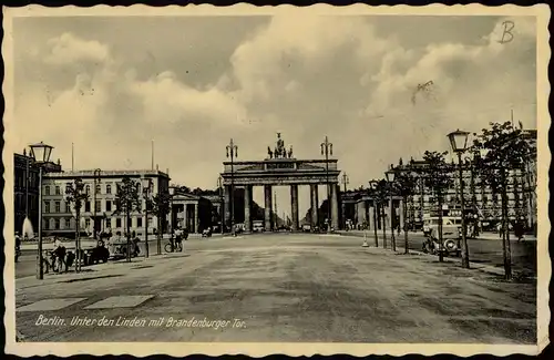 Ansichtskarte Mitte-Berlin Unter den Linden mit Brandenburger Tor 1939