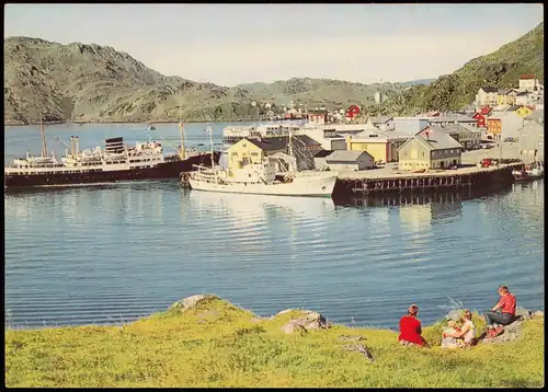 Norwegen  Honningsvag Utsikt byen The express coastal liner, Hafen Schiffe 1975