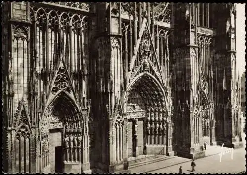 Straßburg Strasbourg Les portails de la façade La cathédrale 1972