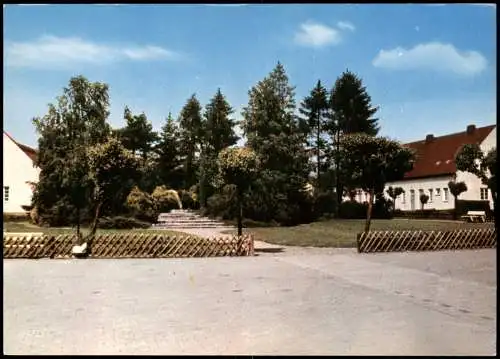 Ansichtskarte Benefeld-Walsrode Kindergarten und Mittelpunkt-Schule 1976