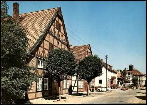 Ansichtskarte Lauenau Lange Straße, Häuser, Auto Volkswagen VW Käfer 1976