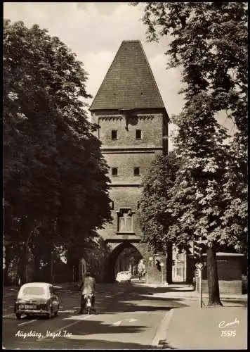 Augsburg Strassen Partie am Vogel-Tor, Auto und Radfahrer VW Käfer 1960