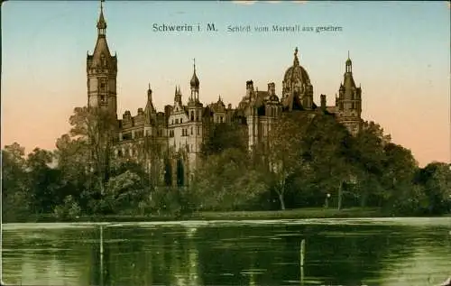 Ansichtskarte Schwerin Schloß vom Marstall aus gesehen 1917